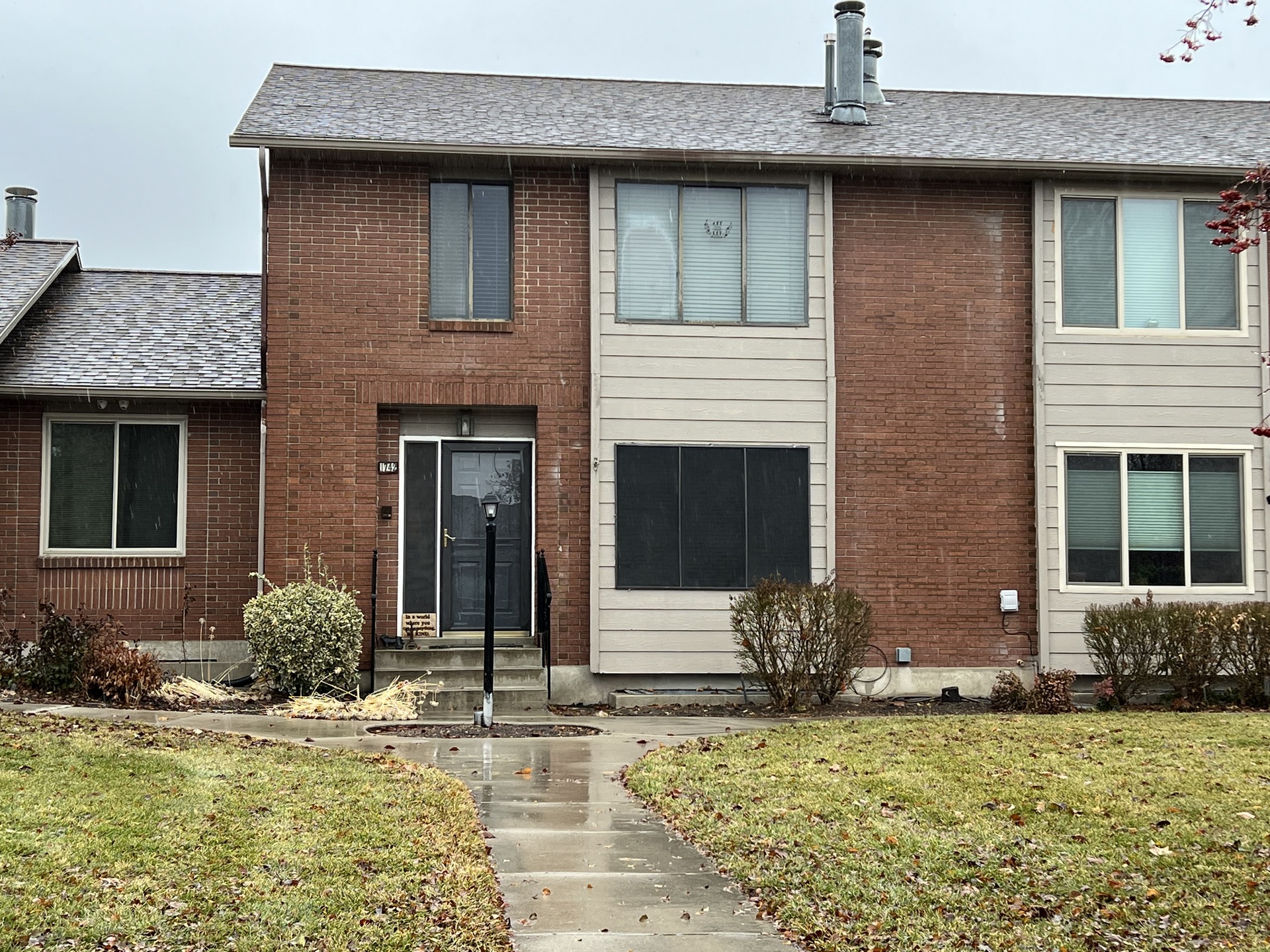 Townhouse model elevation